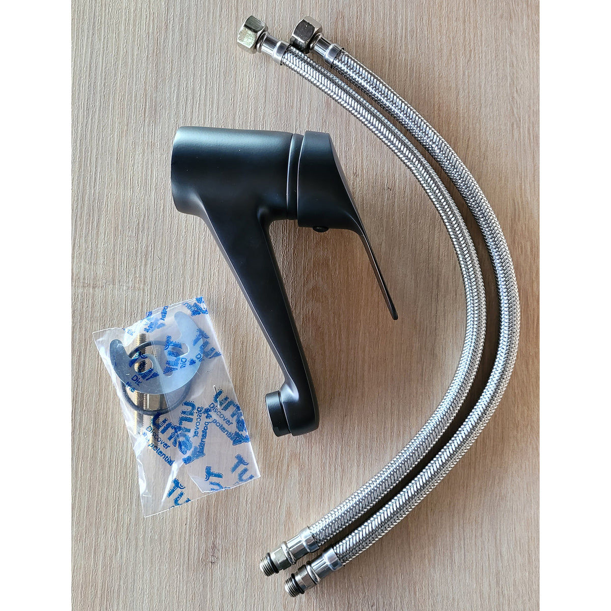 Roomart Waschtischarmatur BT101 & BT102, Einhebelmischer aus Edelstahl, in 2 Farben