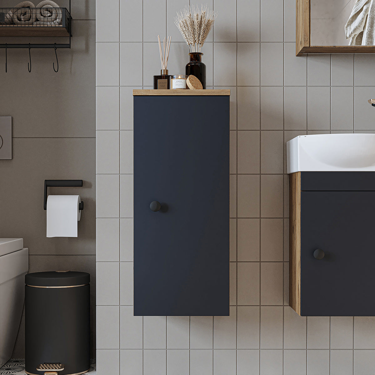 Roomart Seitenschrank „Punto“ – moderner, kompakter 70 cm Bad-Hängeschrank mit Softclose – in Weiß, Weiß-Eiche, Eiche oder Anthrazit-Eiche - Hängeschrank, wand, hochschrank, hochschrank weiß, 60 cm breit, küche, waschküche, wohnzimmer, schmal, 40 cm brei