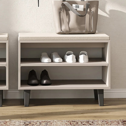 Sitzbank NORD als Schuhregal mit Sneakern und Hausschuhen
