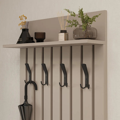 Hutablage des Garderobenpaneels NORD mit Deko, Detailansicht