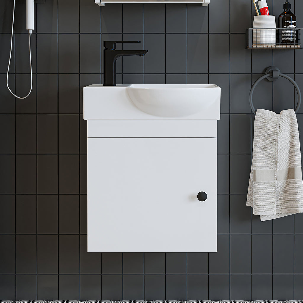 Roomart Waschtischunterschrank PUNTO mit Keramik-Waschbecken – Gäste-WC Badmöbel – Wasserhahn links