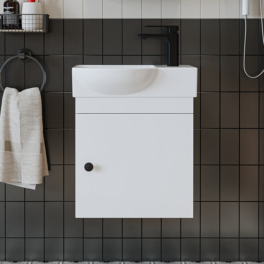 Roomart Waschtischunterschrank PUNTO mit Keramik-Waschbecken – Gäste-WC Badmöbel – Wasserhahn rechts